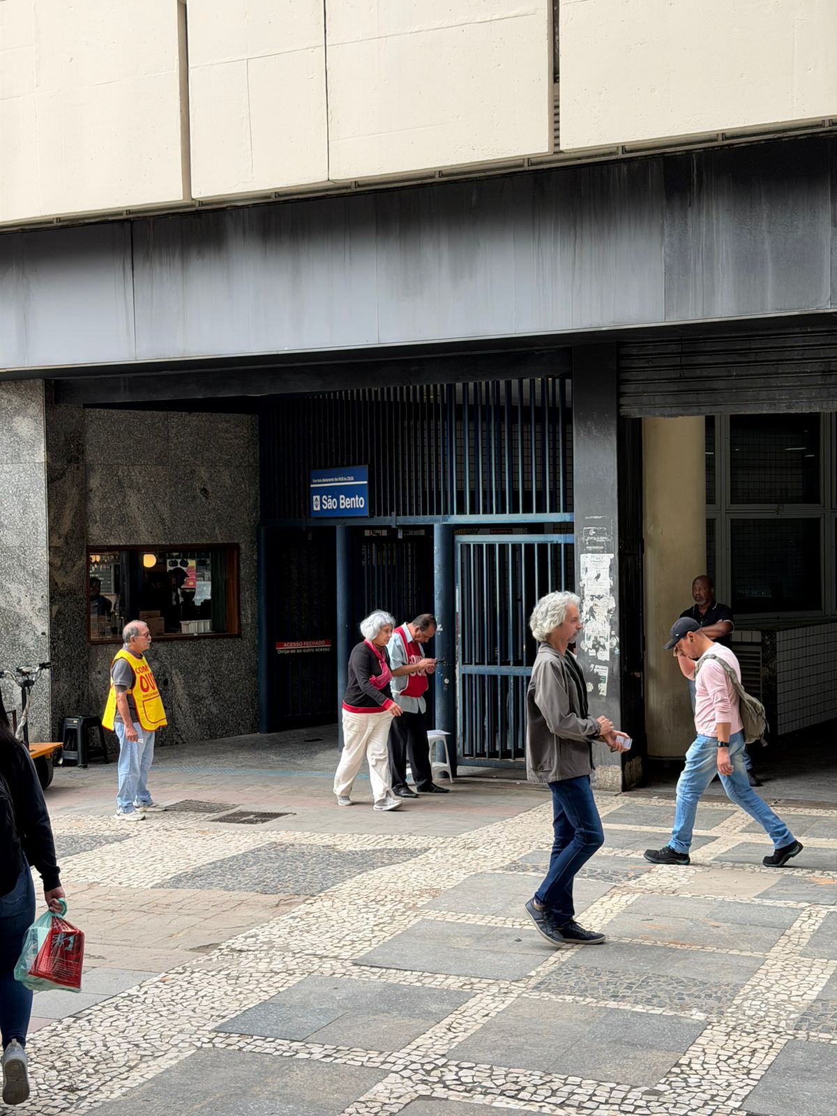 Saída para a rua